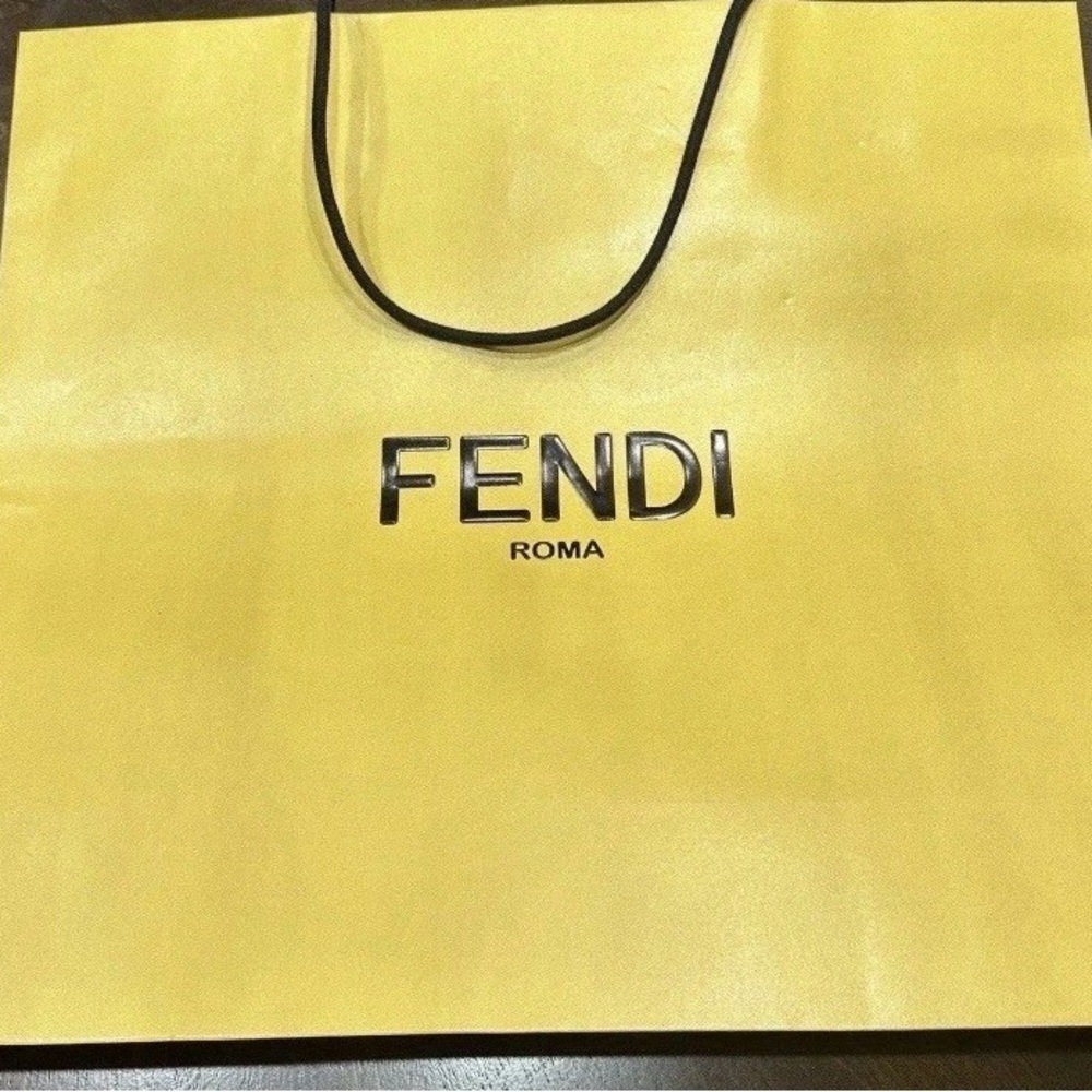 Fendi Yellow Bag with Black Lettering Dustbag and shopping bag - Picture 4 of 5